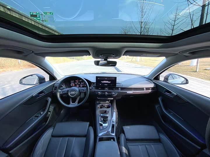 Фото 7 - Audi A4L