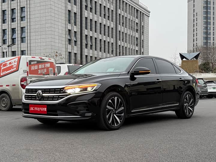 Фото 4 - Volkswagen Passat