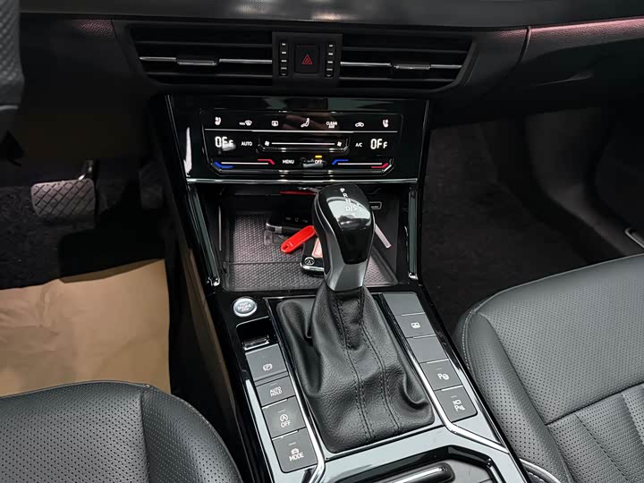 Фото 6 - Volkswagen Passat