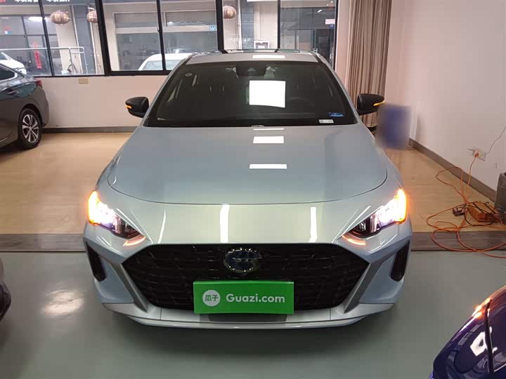 Фото 3 - GAC Trumpchi Empow R