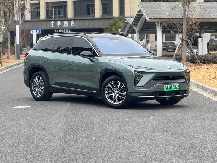 Фото 3 - Nio ES6