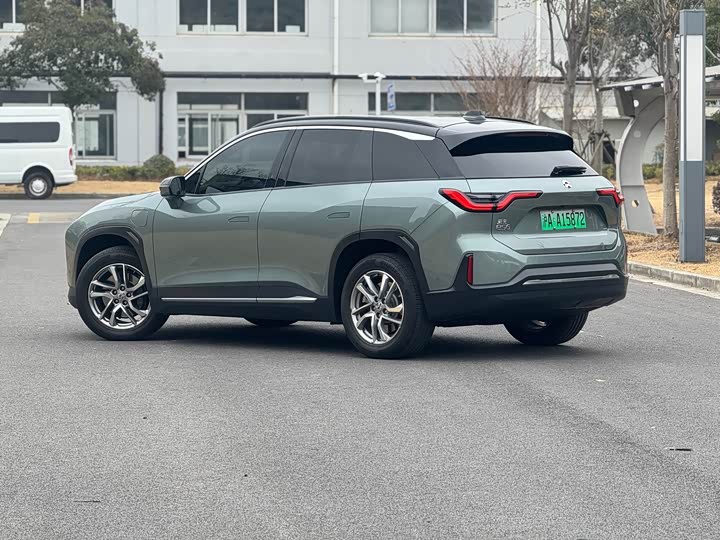 Фото 4 - Nio ES6