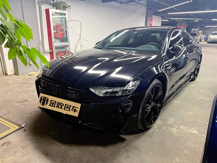 Фото 1 - Audi A7L