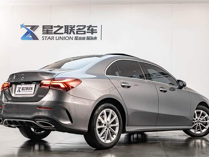 Фото 7 - Mercedes-Benz A-Class