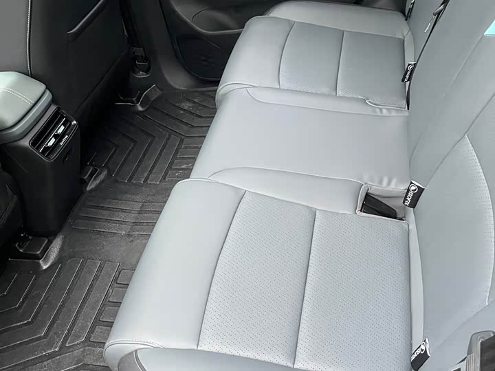 Фото 9 - GAC Aion Y