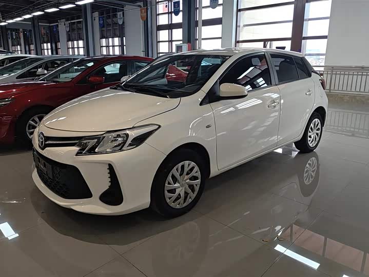 Фото 1 - Toyota Vios FS