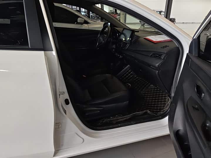 Фото 8 - Toyota Vios FS