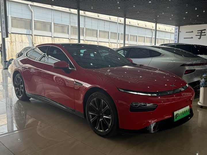 Фото 3 - XPeng P7