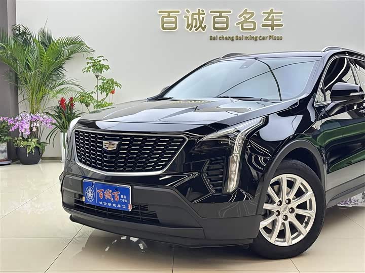 Фото 2 - Cadillac XT4
