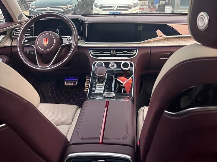 Фото 8 - Hongqi H9