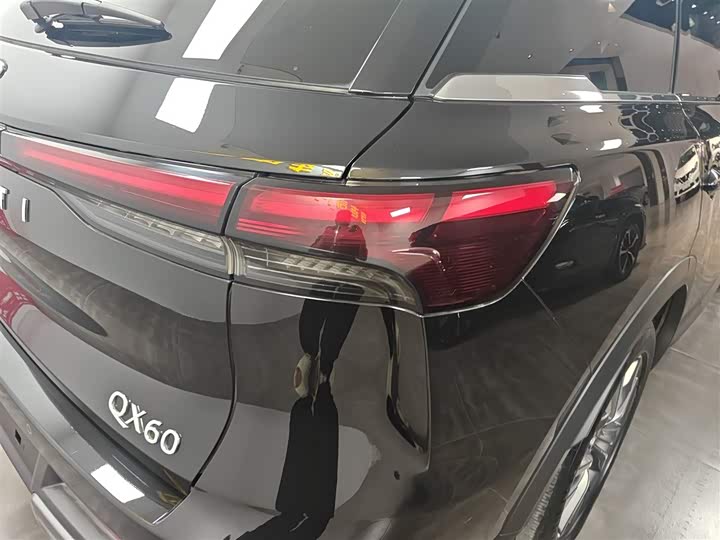 Фото 8 - Infiniti QX60