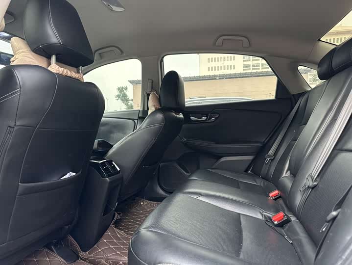 Фото 6 - Honda Envix