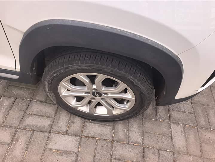 Фото 6 - Chery Tiggo 3x