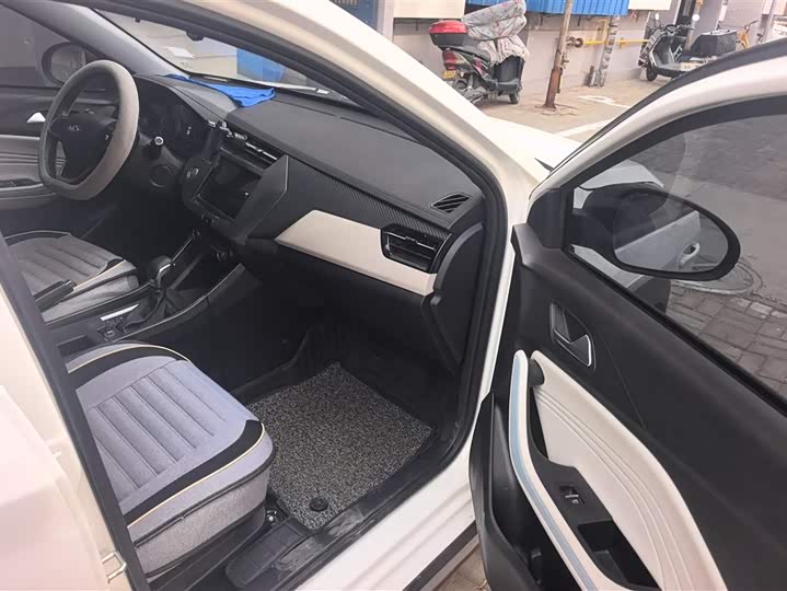 Фото 8 - Chery Tiggo 3x