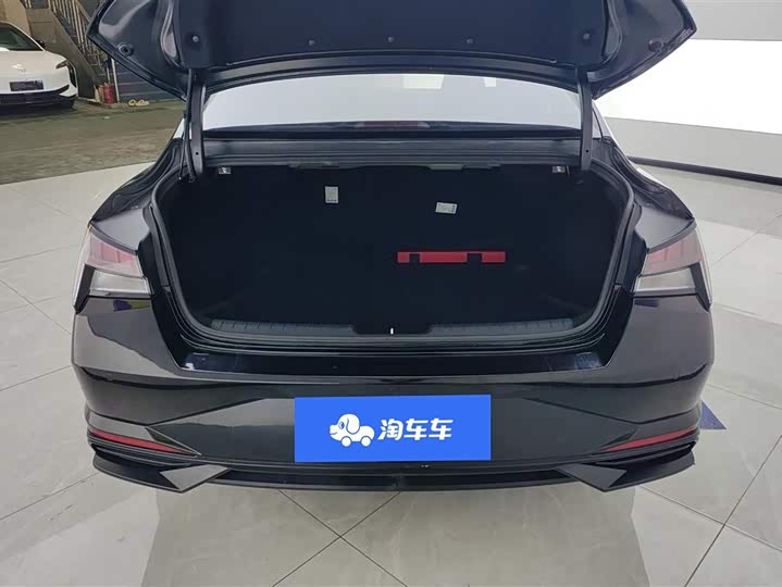 Фото 4 - Hyundai Elantra N line