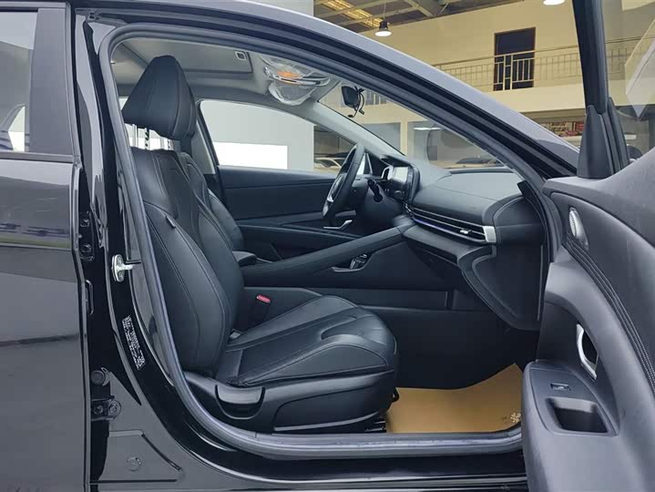 Фото 8 - Hyundai Elantra N line