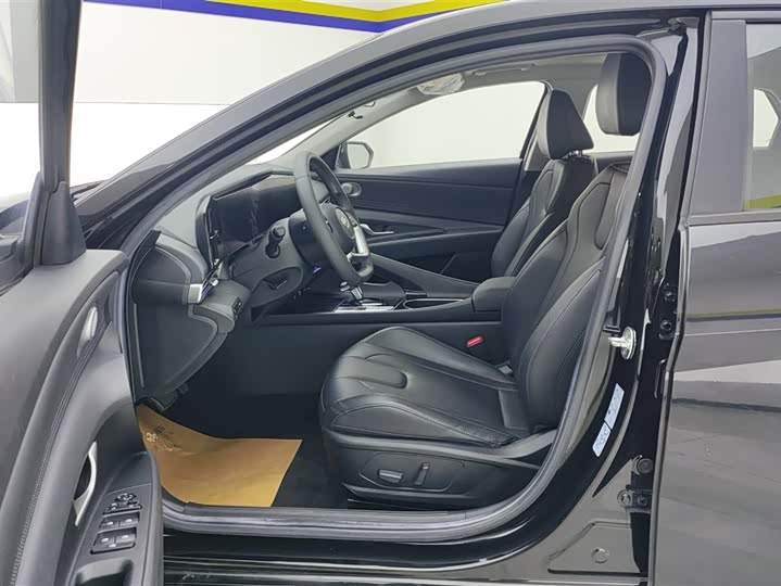 Фото 9 - Hyundai Elantra N line