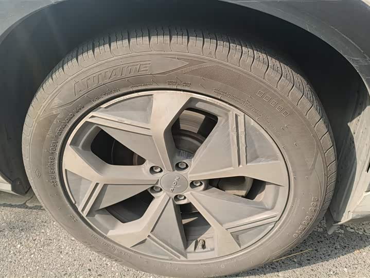 Фото 6 - GAC Aion V