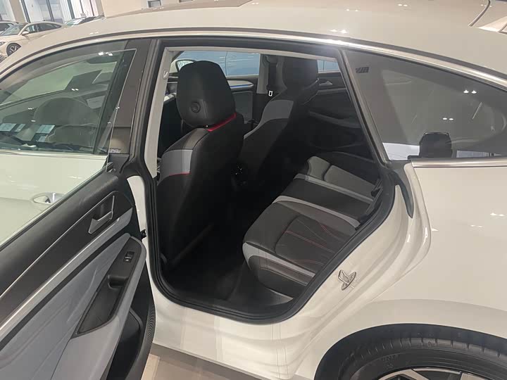 Фото 5 - Volkswagen Lamando L