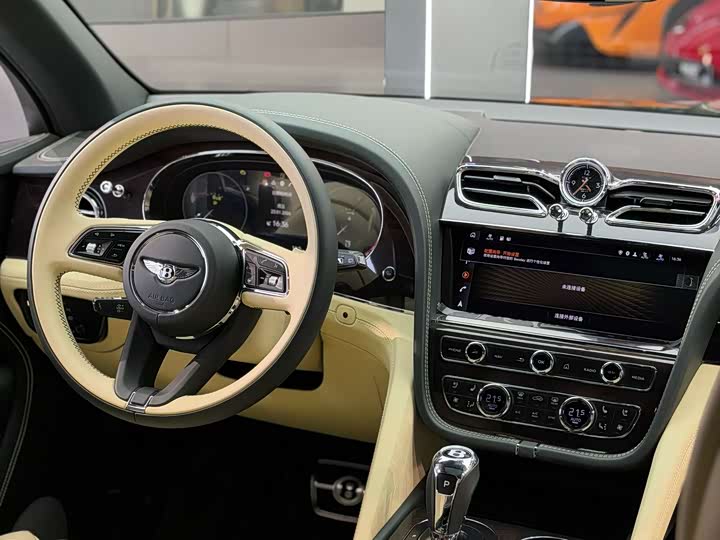 Фото 4 - Bentley Bentayga