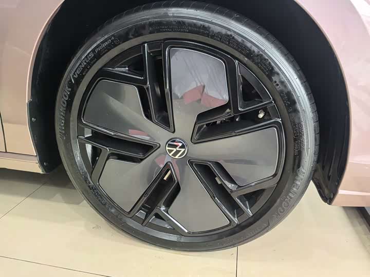 Фото 4 - Volkswagen Passat