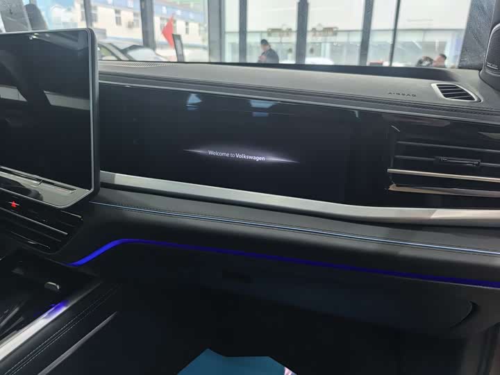 Фото 5 - Volkswagen Passat