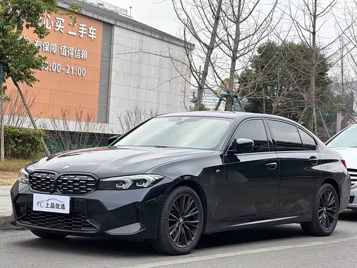 Фото 1 - BMW 3 Series