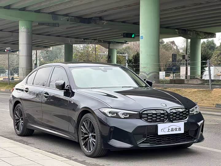 Фото 3 - BMW 3 Series