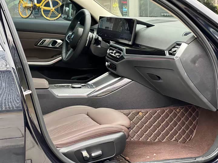 Фото 9 - BMW 3 Series