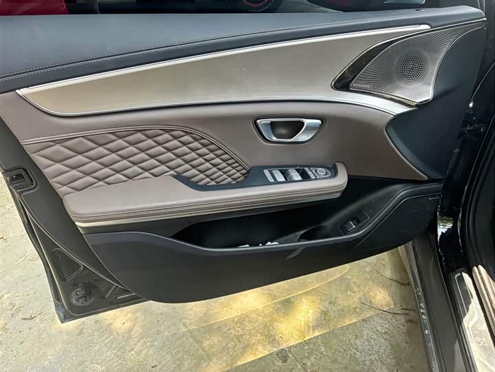 Фото 5 - BYD Han