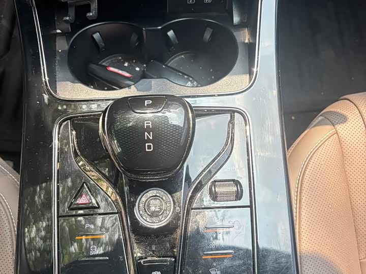 Фото 9 - BYD Han