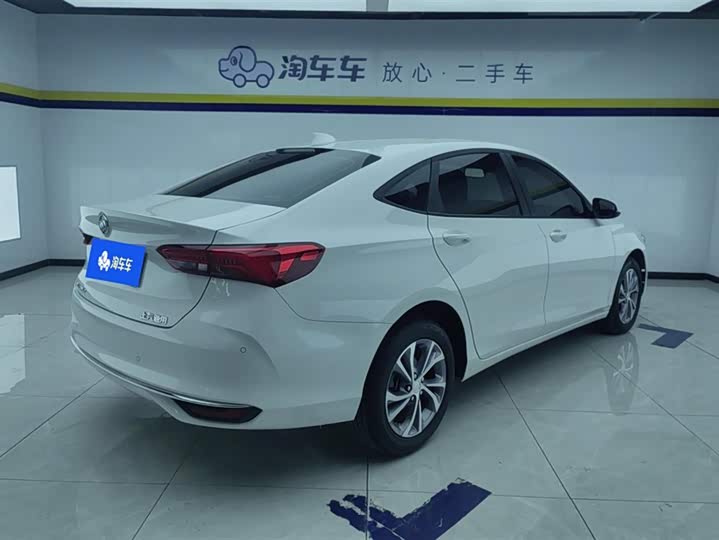 Фото 3 - Buick Verano