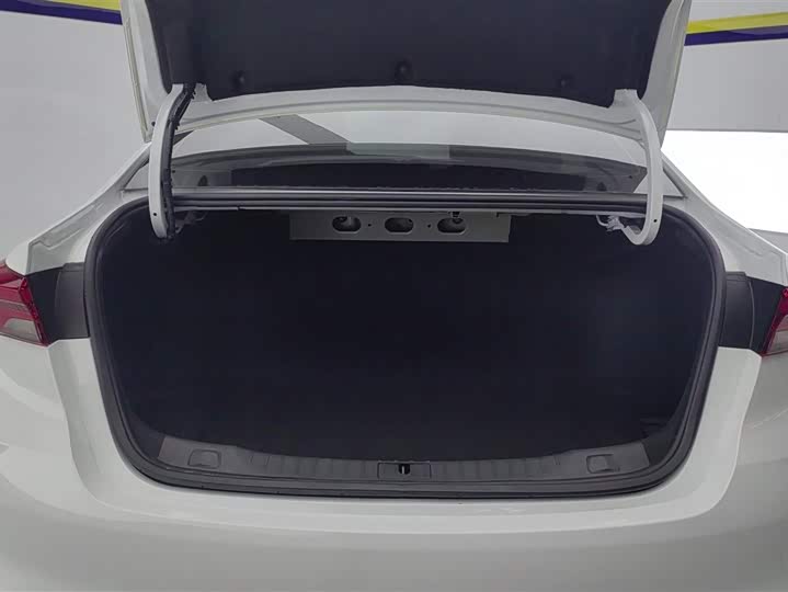 Фото 4 - Buick Verano