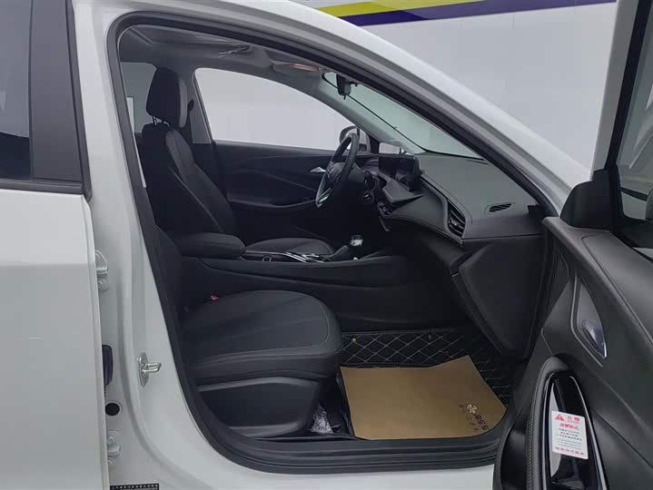 Фото 8 - Buick Verano