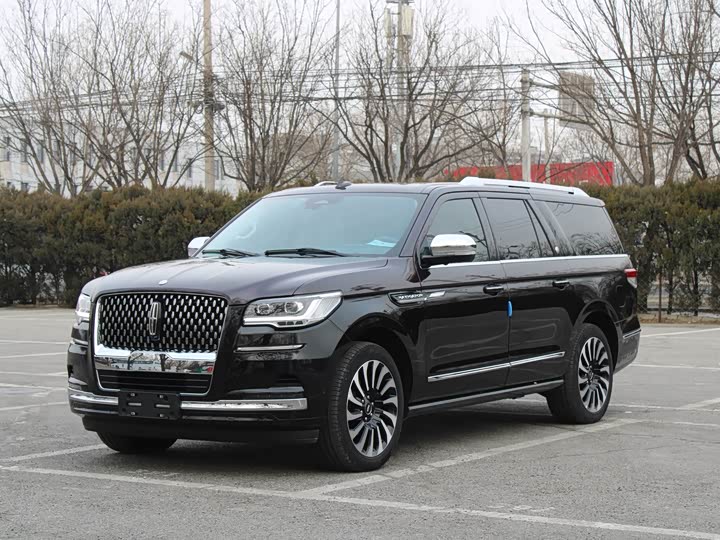 Фото 5 - Lincoln Navigator One