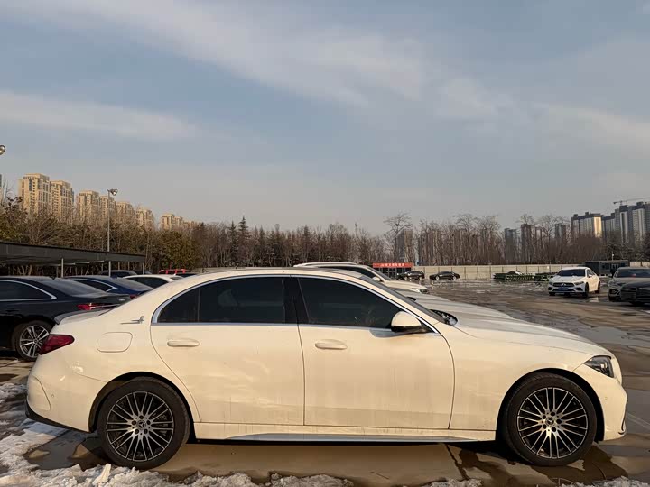 Фото 4 - Mercedes-Benz C-Class