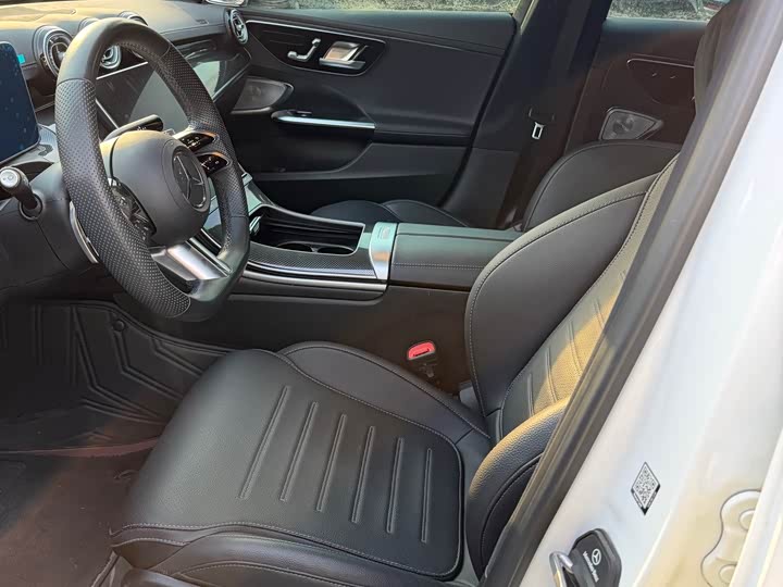 Фото 9 - Mercedes-Benz C-Class