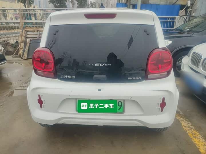 Фото 6 - Roewe Clever