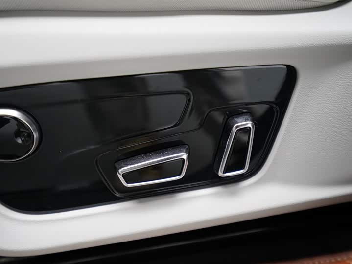 Фото 6 - Dongfeng Forthing Yacht