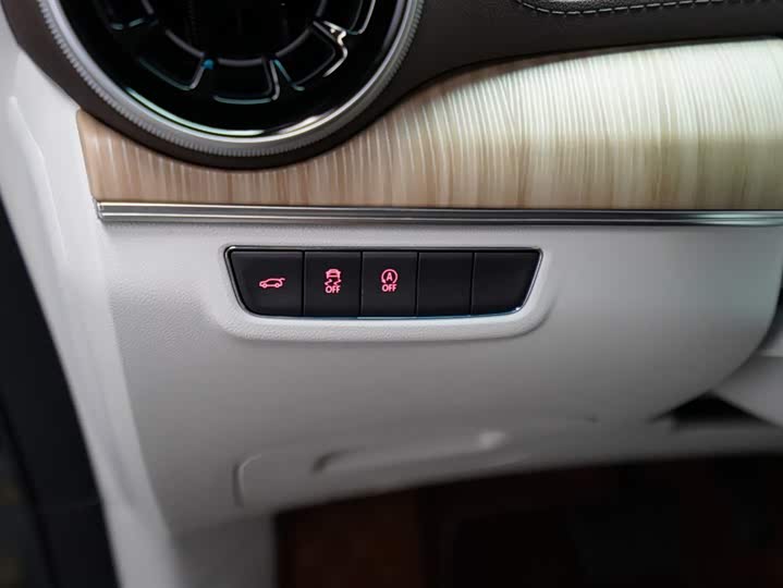 Фото 7 - Dongfeng Forthing Yacht