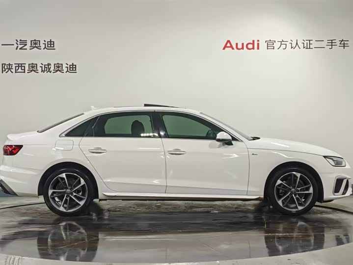 Фото 3 - Audi A4L