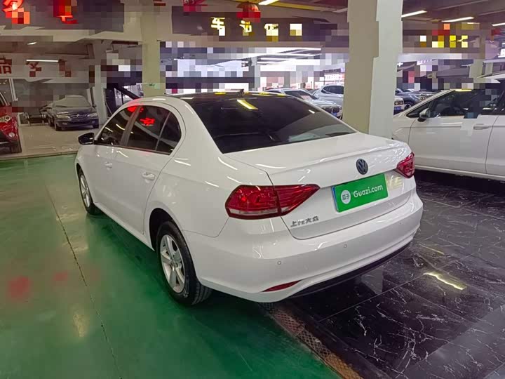 Фото 5 - Volkswagen Lavida