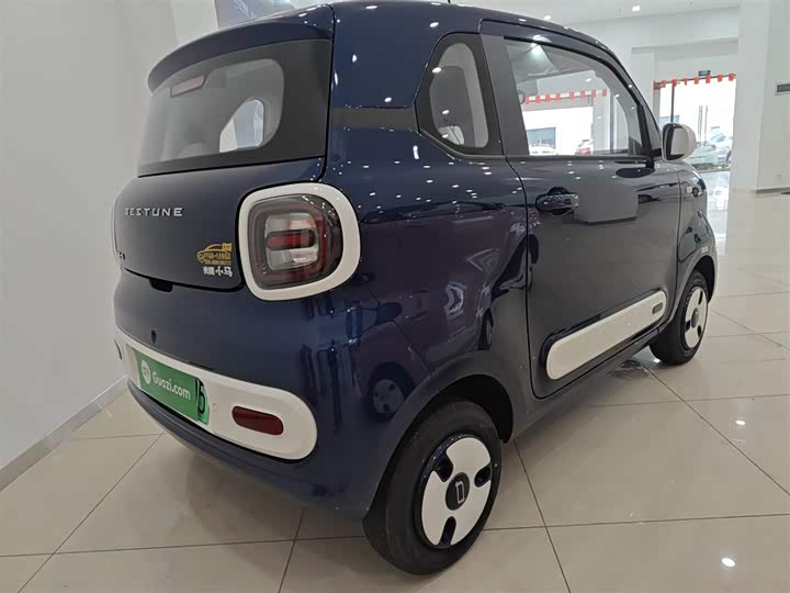 Фото 7 - Bestune Pony