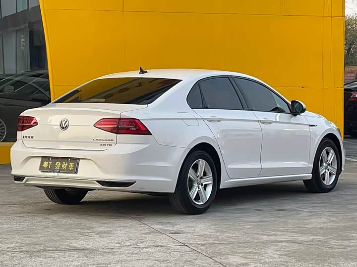 Фото 9 - Volkswagen Lamando L