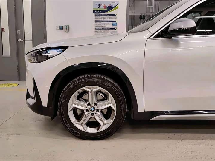 Фото 7 - BMW X1