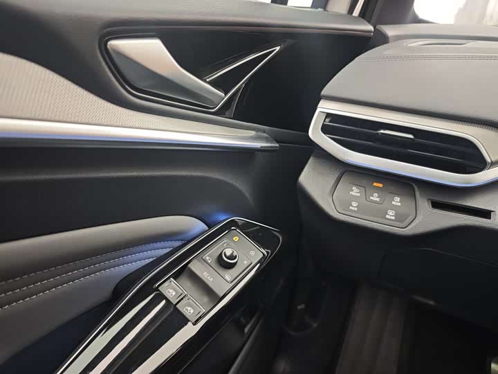 Фото 9 - Volkswagen ID.4 Crozz