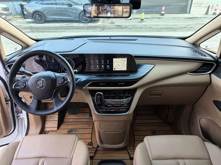 Фото 7 - Buick GL8 ES