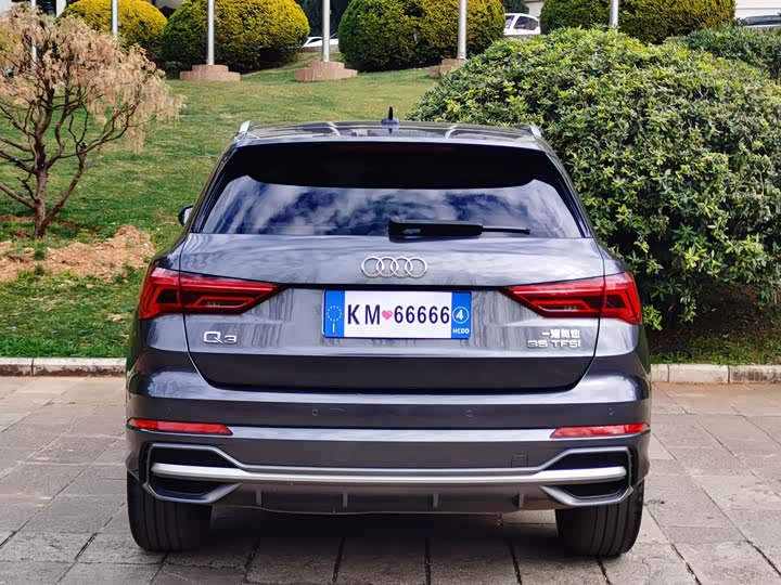 Фото 9 - Audi Q3