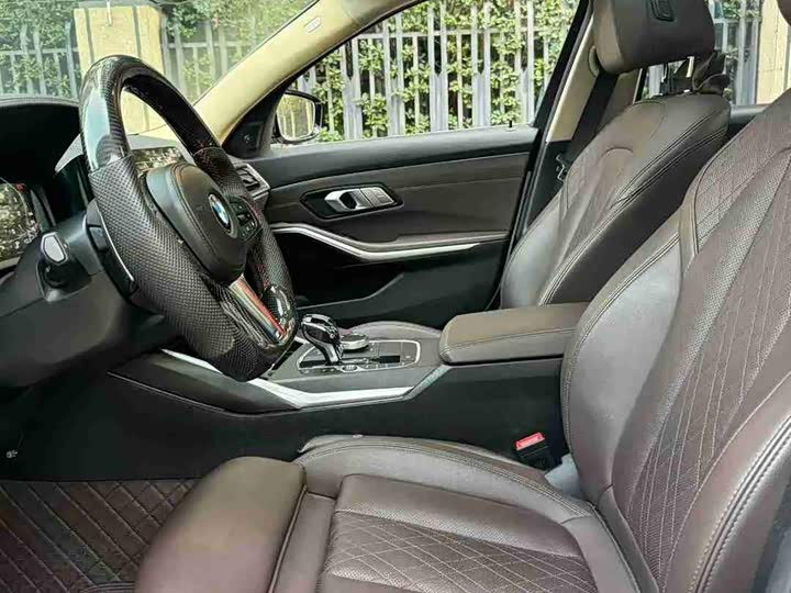 Фото 9 - BMW 3 Series