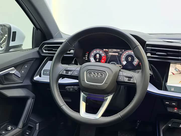 Фото 8 - Audi A3